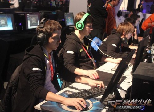 KPL冠军戒指长啥样？现在可以去现场看了！