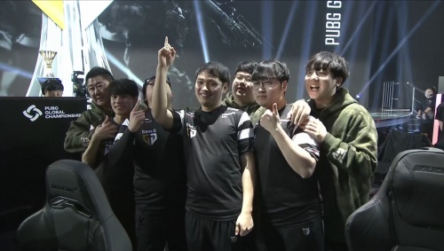 外网总结部分韩国选手兵役情况：Rookie Doinb或能推迟服役